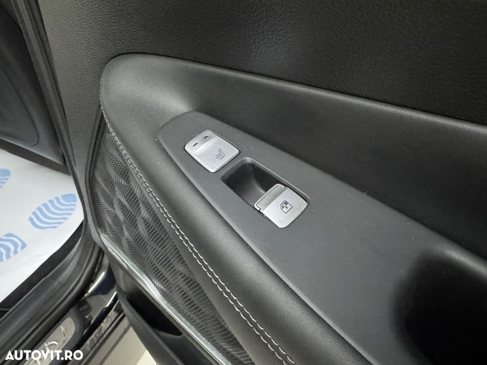 Hyundai Santa Fe 1.6 Plugin-Hybrid 4WD Signature - 29