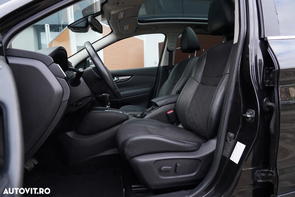 Nissan Qashqai 1.6 DCI Xtronic TEKNA - 11