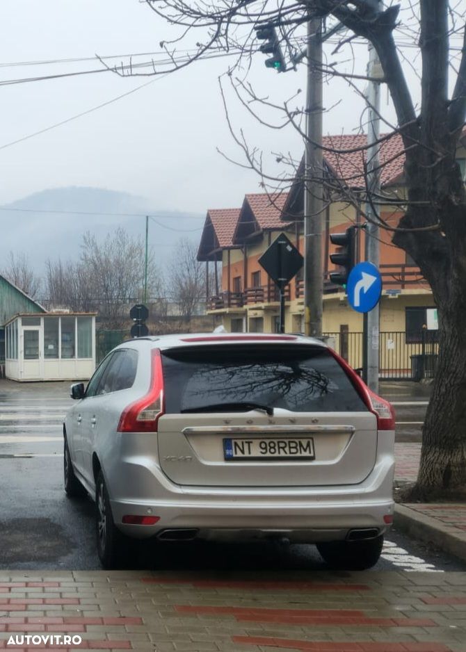 Volvo XC 60 D3 Start-Stop Momentum - 3