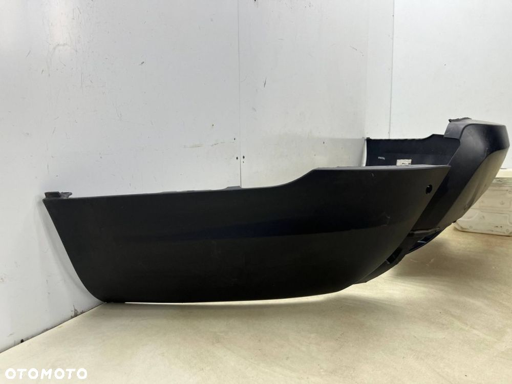 Zderzak tylny Land Rover Discovery 5 V 16r.- tył 4XPDC HY32-17D781 - 2