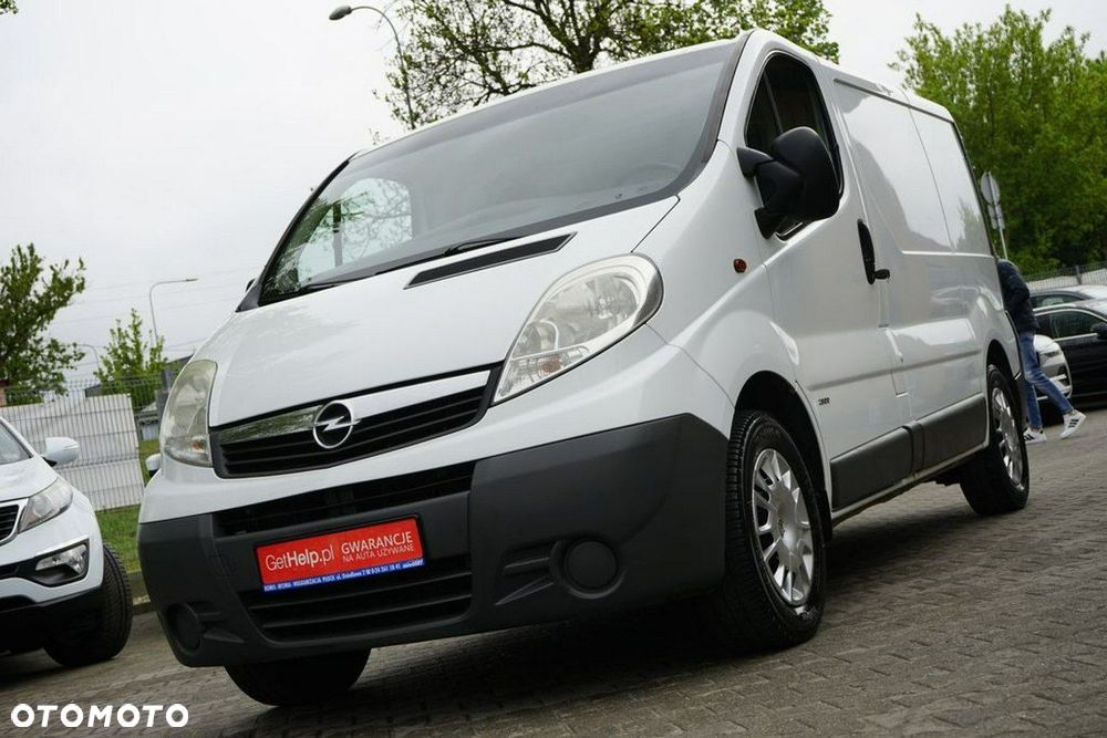 Opel Vivaro - 1