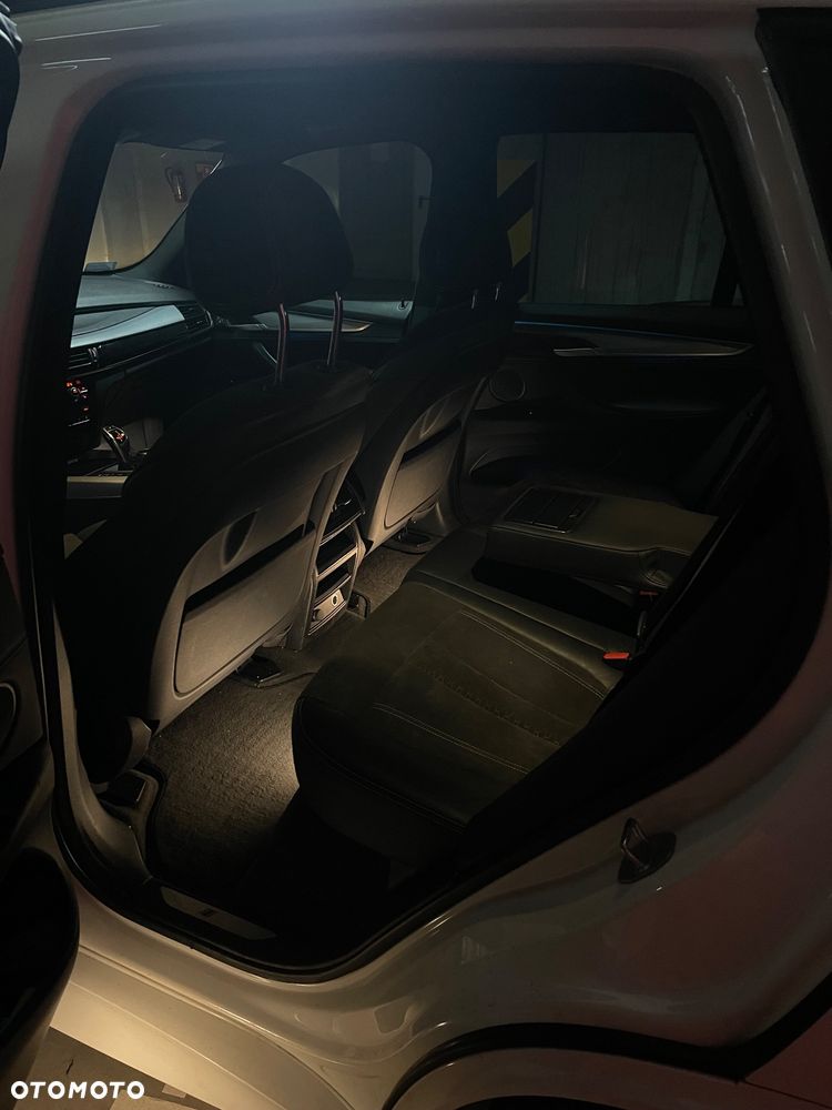 BMW X5 xDrive25d - 9