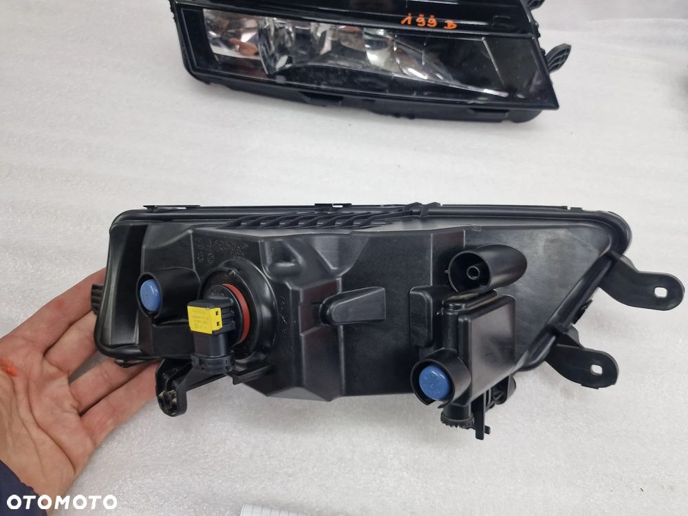SKODA OCTAVIA 3 III LIFT 5E0 16-  LEWY HALOGEN , NR 5E0941699F , NR AUKCJI H199 - 6