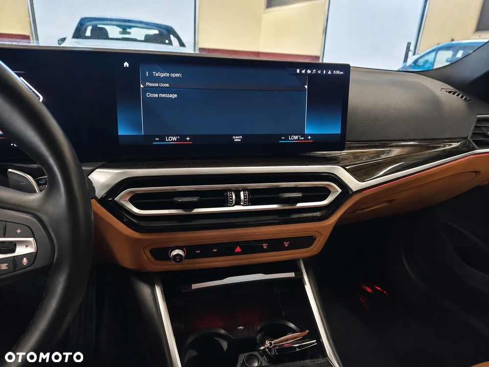 BMW Seria 3 330i xDrive M Sport - 12