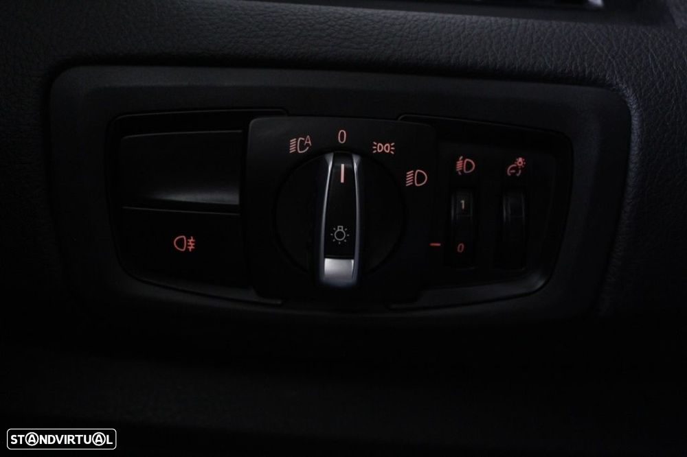 BMW 216 Gran Tourer d Advantage - 26