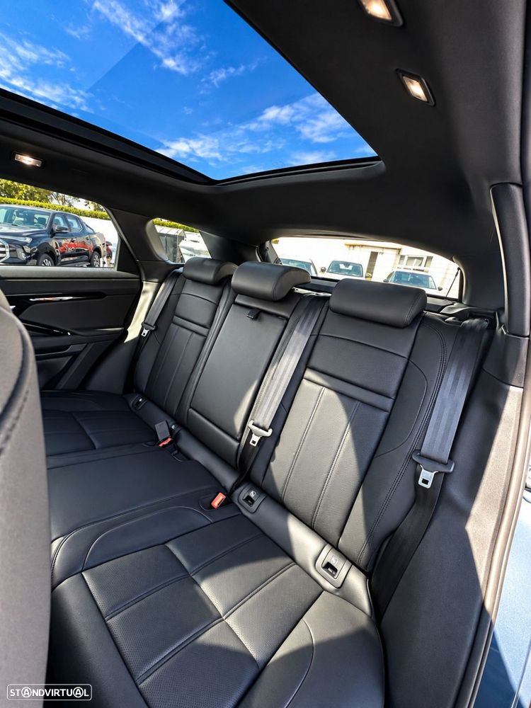 Land Rover Range Rover Evoque - 11