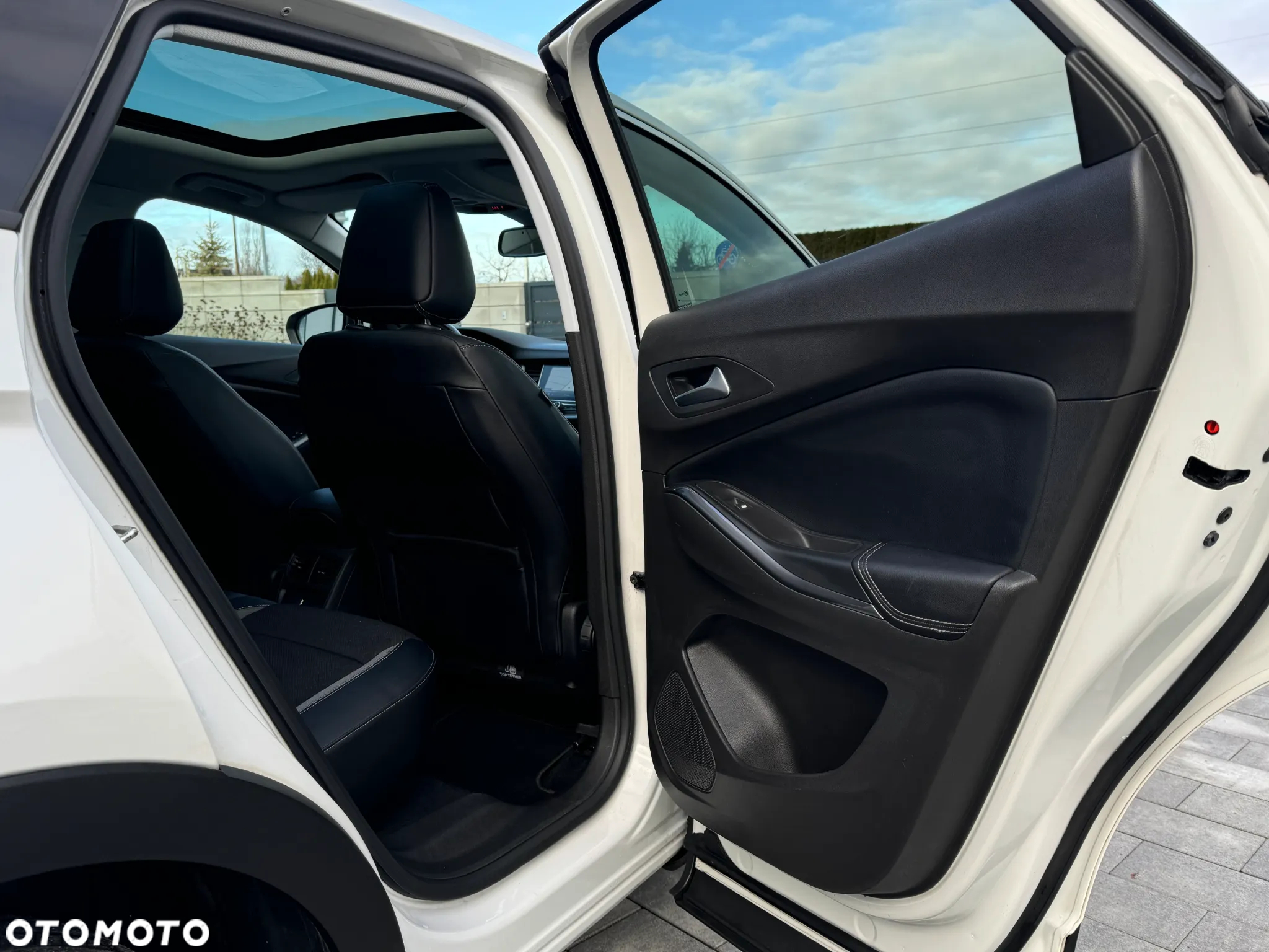 Opel Grandland X 1.6 T Elegance Business Pack S&S - 33