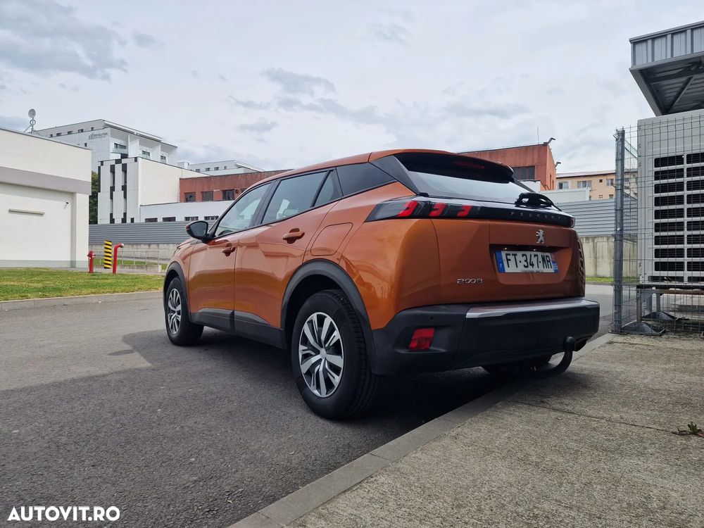 Peugeot 2008 BlueHDi 100 STOP & START Allure - 28