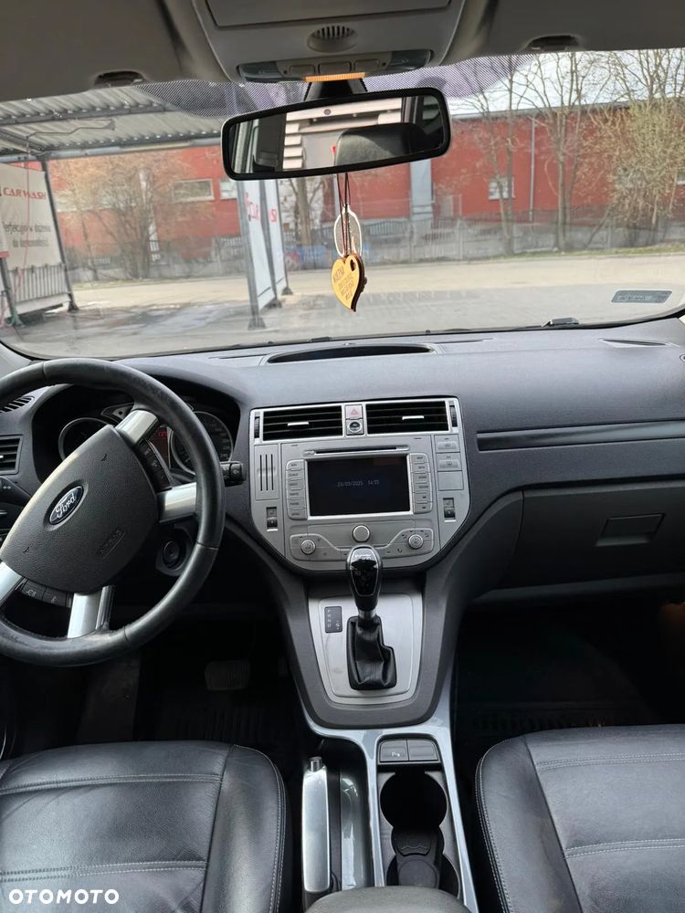 Ford Kuga 2.0 TDCi 4WD Titanium Plus - 8