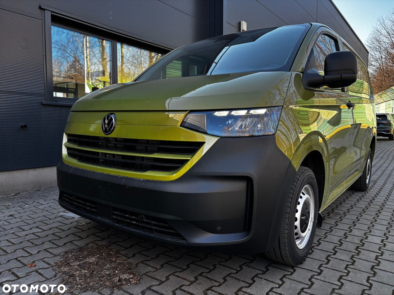 Volkswagen Transporter 2.0 TDI 150 KM 6-bm L1 - 25