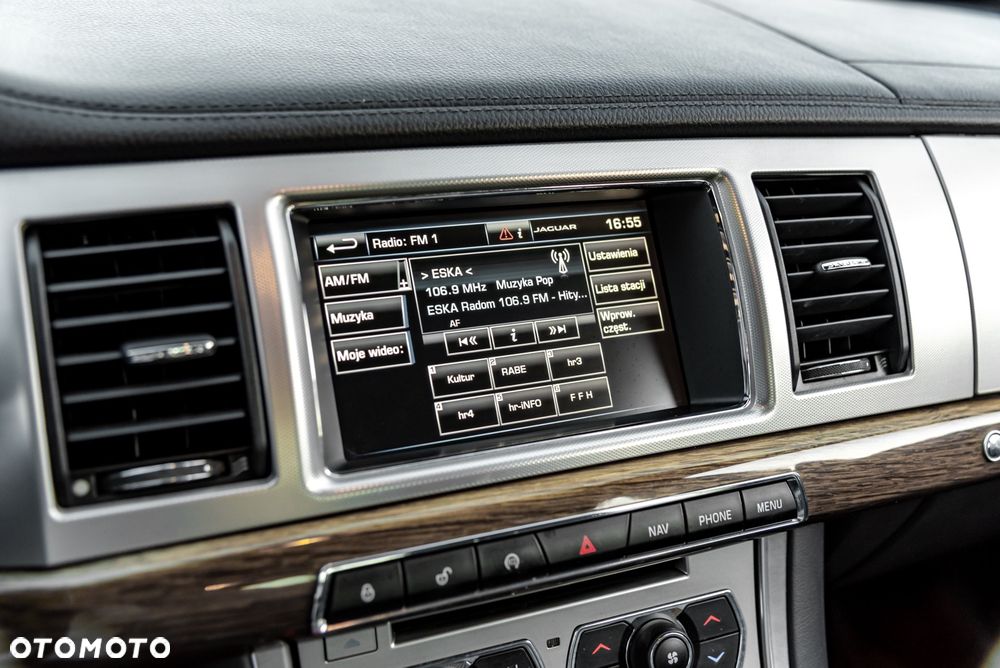 Jaguar XF 2.2 - 31