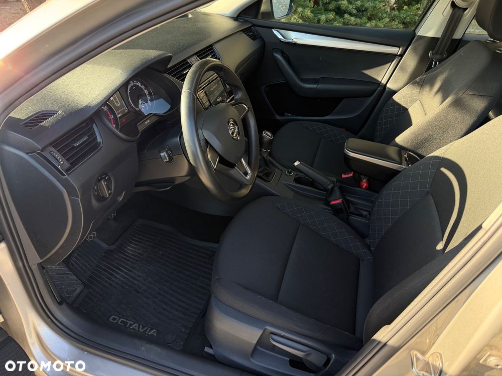 Skoda Octavia 1.0 TSI Active - 9