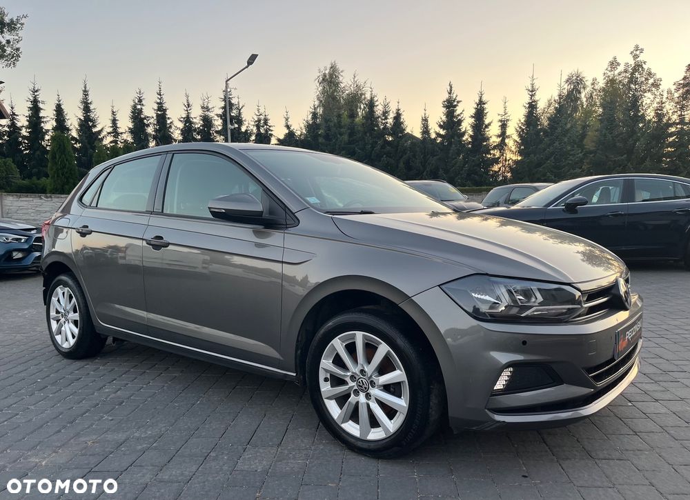 Volkswagen Polo - 1