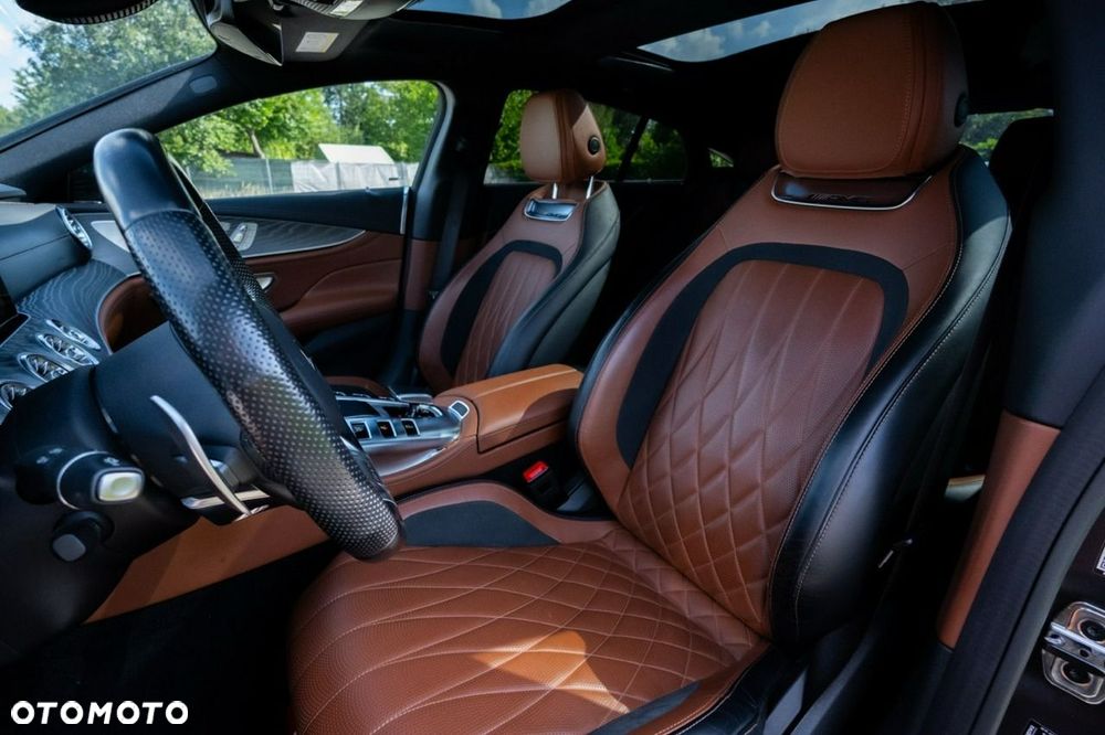 Mercedes-Benz AMG GT 43 4-Matic+ - 34