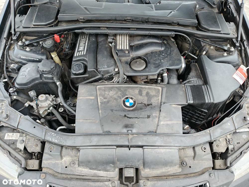 BMW Seria 3 320i - 10