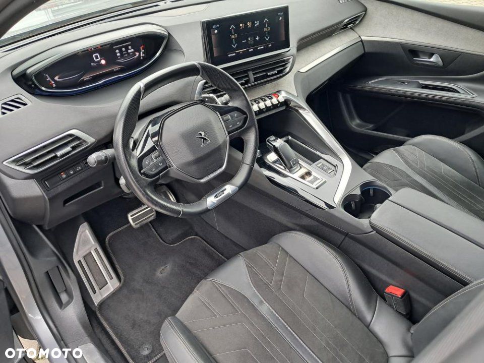 Peugeot 5008 - 17