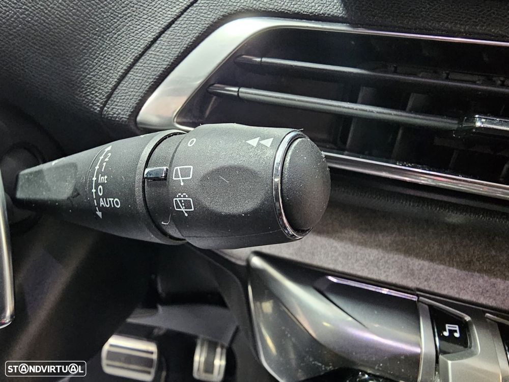 Peugeot 3008 - 18