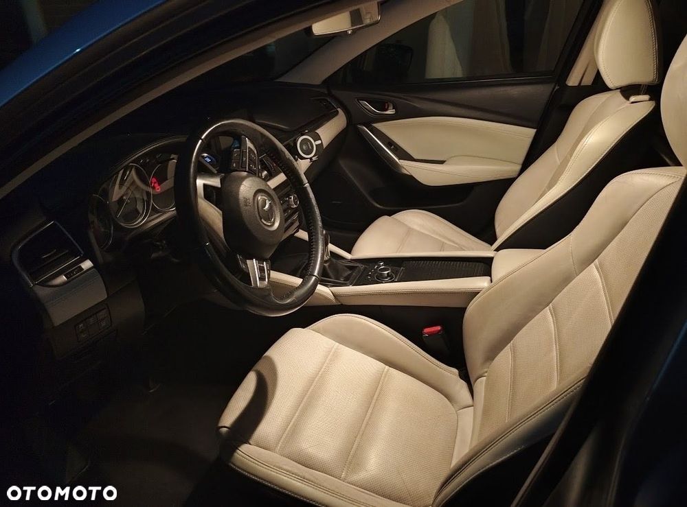 Mazda 6 - 4