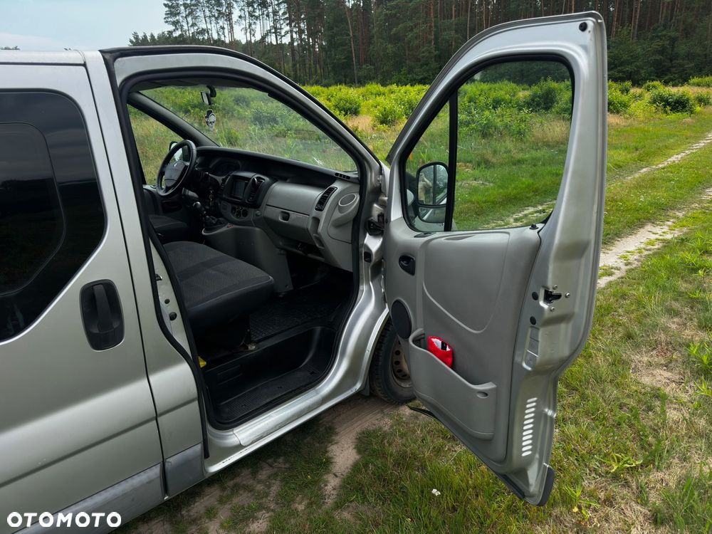 Renault Trafic - 6