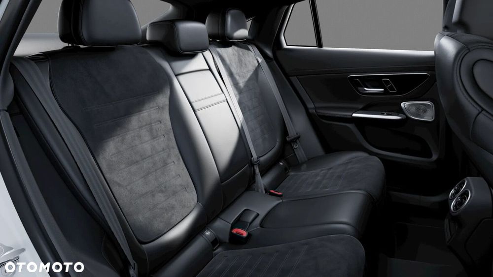 Mercedes-Benz GLC 200 mHEV 4-Matic AMG Line - 21