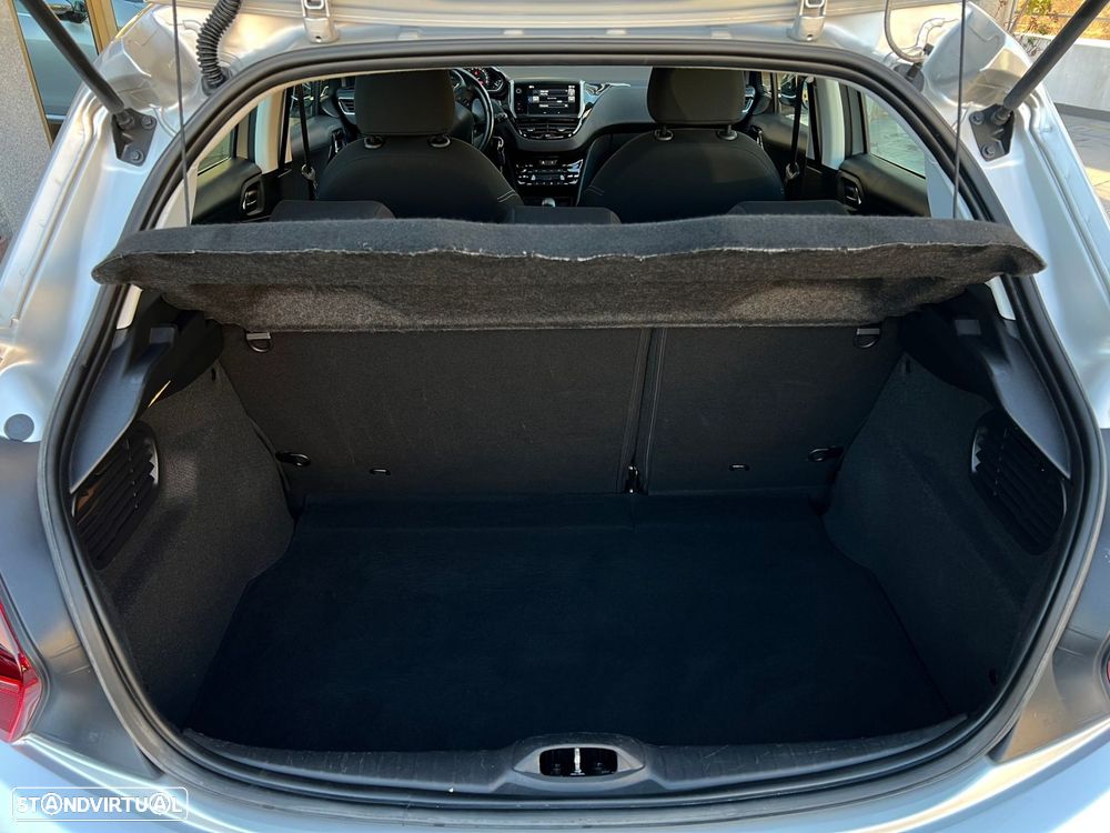 Peugeot 208 1.2 PureTech Style - 4