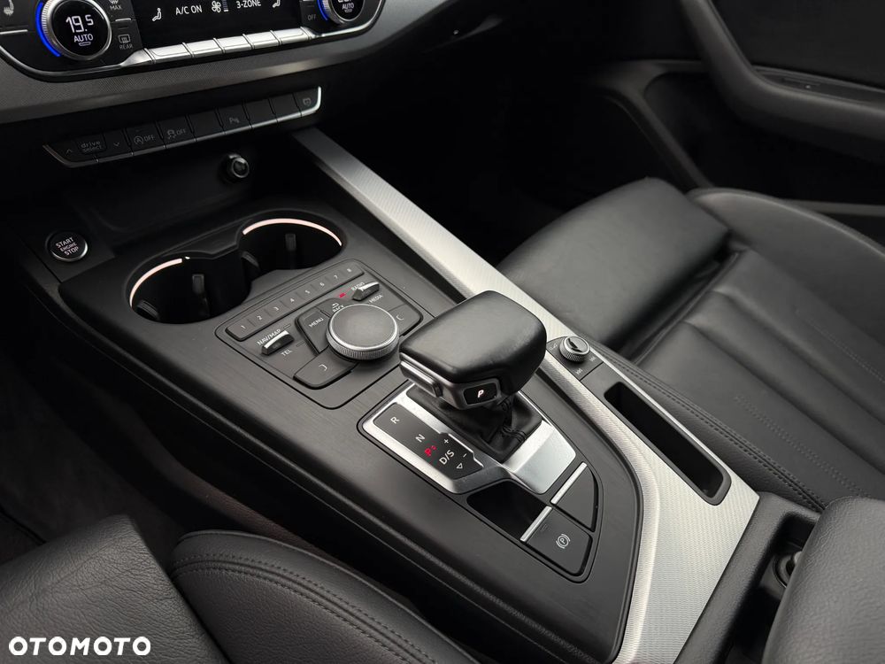 Audi A4 Avant 2.0 TFSI ultra S tronic sport - 27