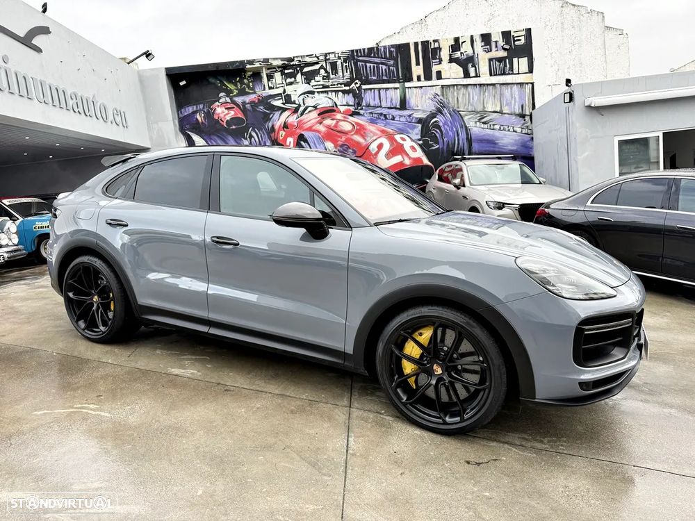 Porsche Cayenne Coupé Turbo - 2