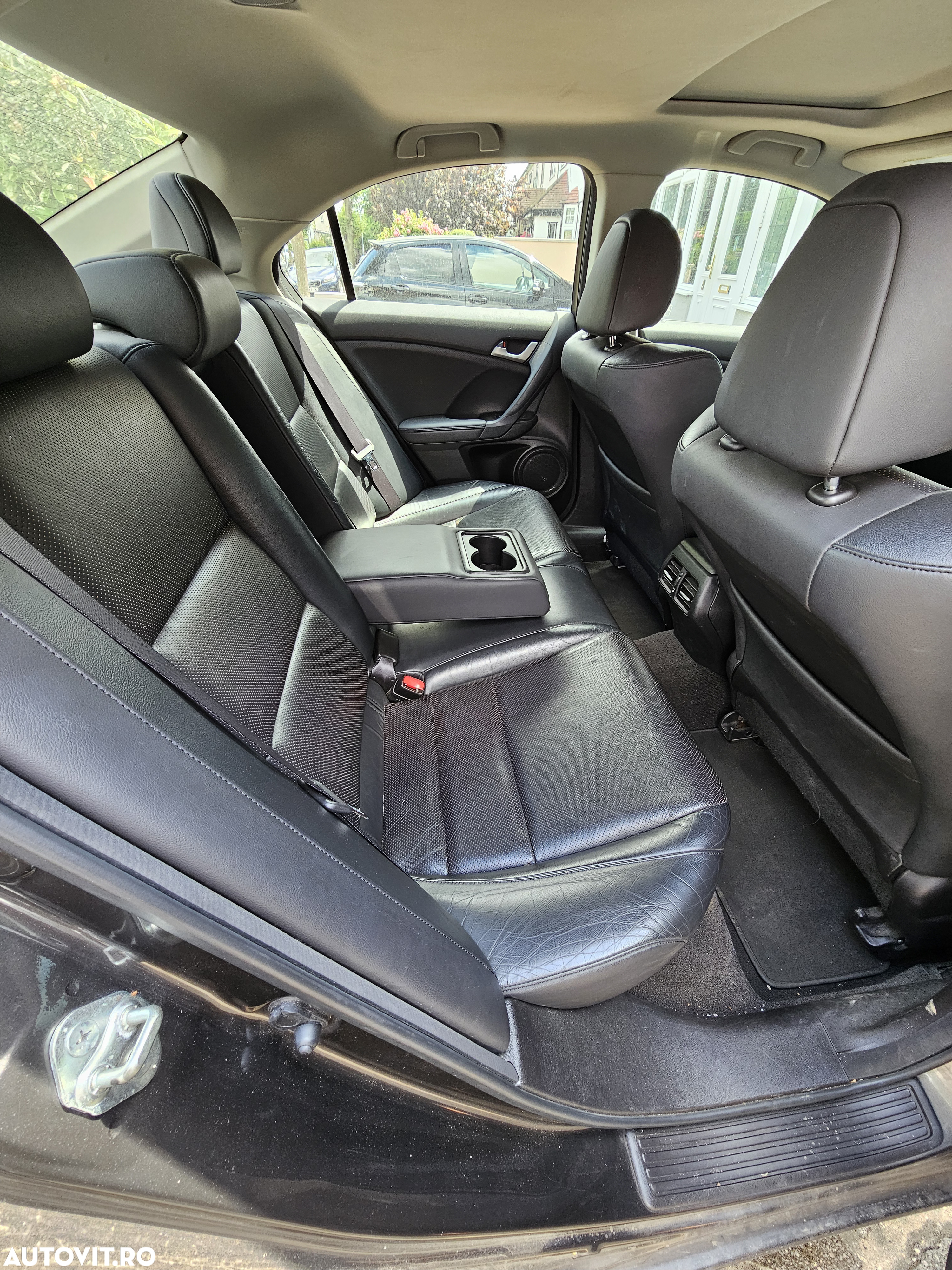 Honda Accord 2.0i Executive - 10