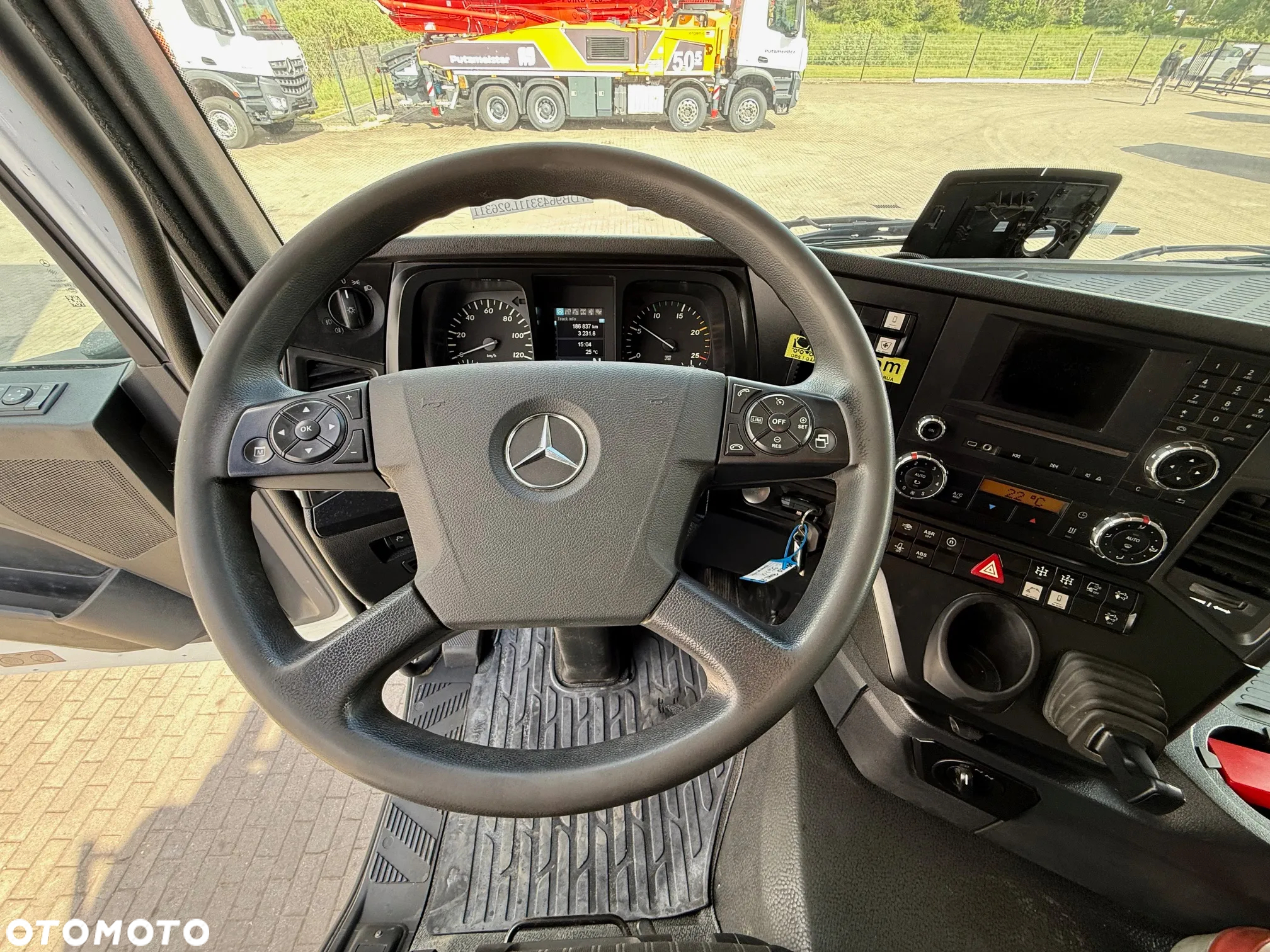 Mercedes-Benz Arocs 4151 Putzmeister 28-4 m / 125mm - 8