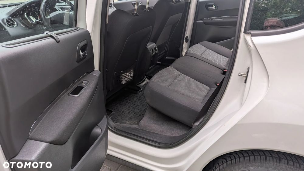 Peugeot 3008 1.6 HDi Premium - 9