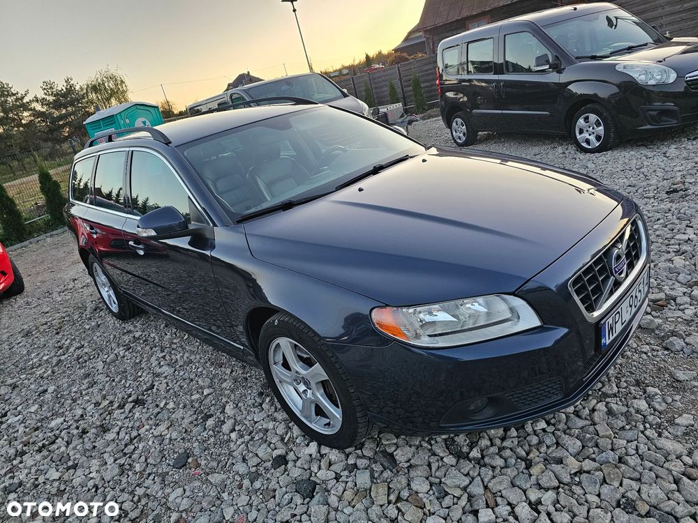 Volvo V70 D3 Momentum - 32