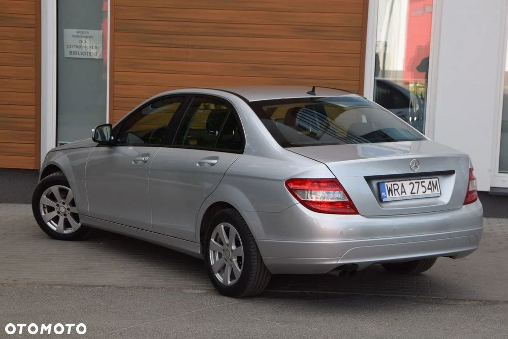 Mercedes-Benz Klasa C 180 Kompressor - 11