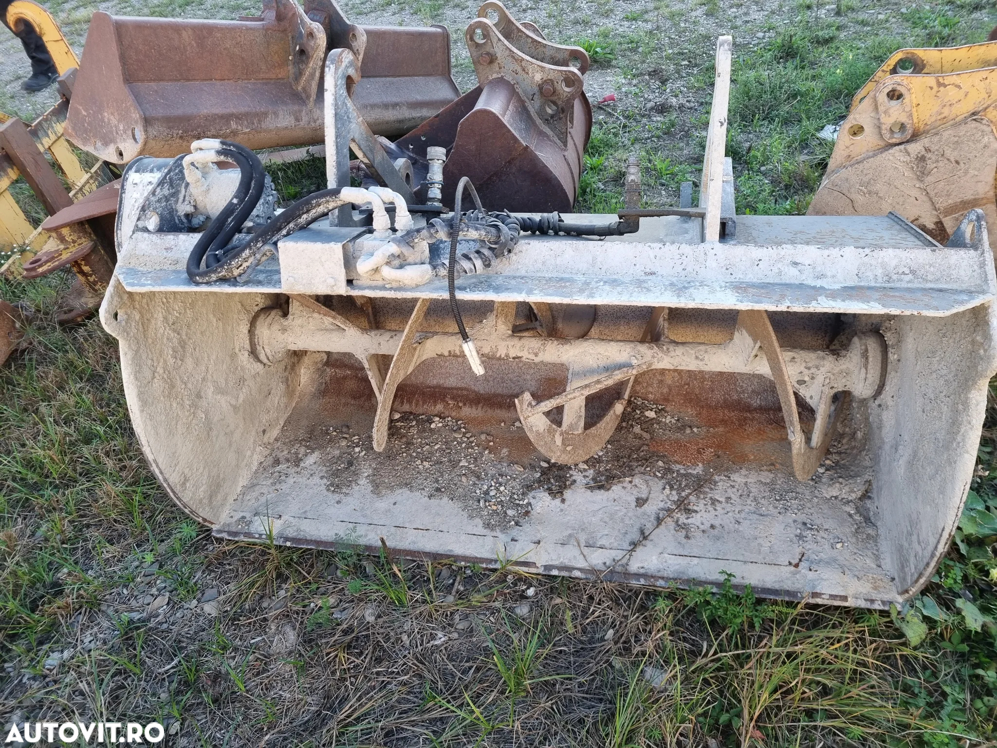 Komatsu WB70 A2 - 15
