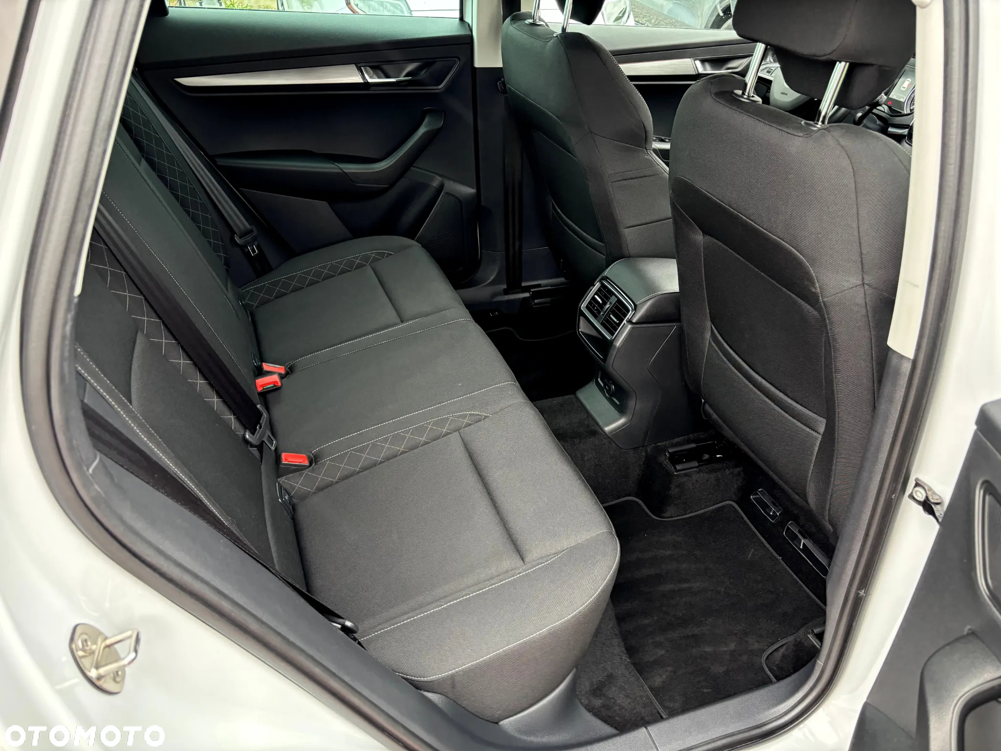 Skoda Karoq 1.5 TSI Ambition - 18