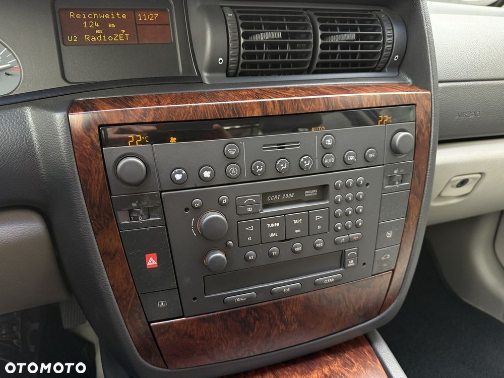 Opel Omega 3.0 Executive - 26
