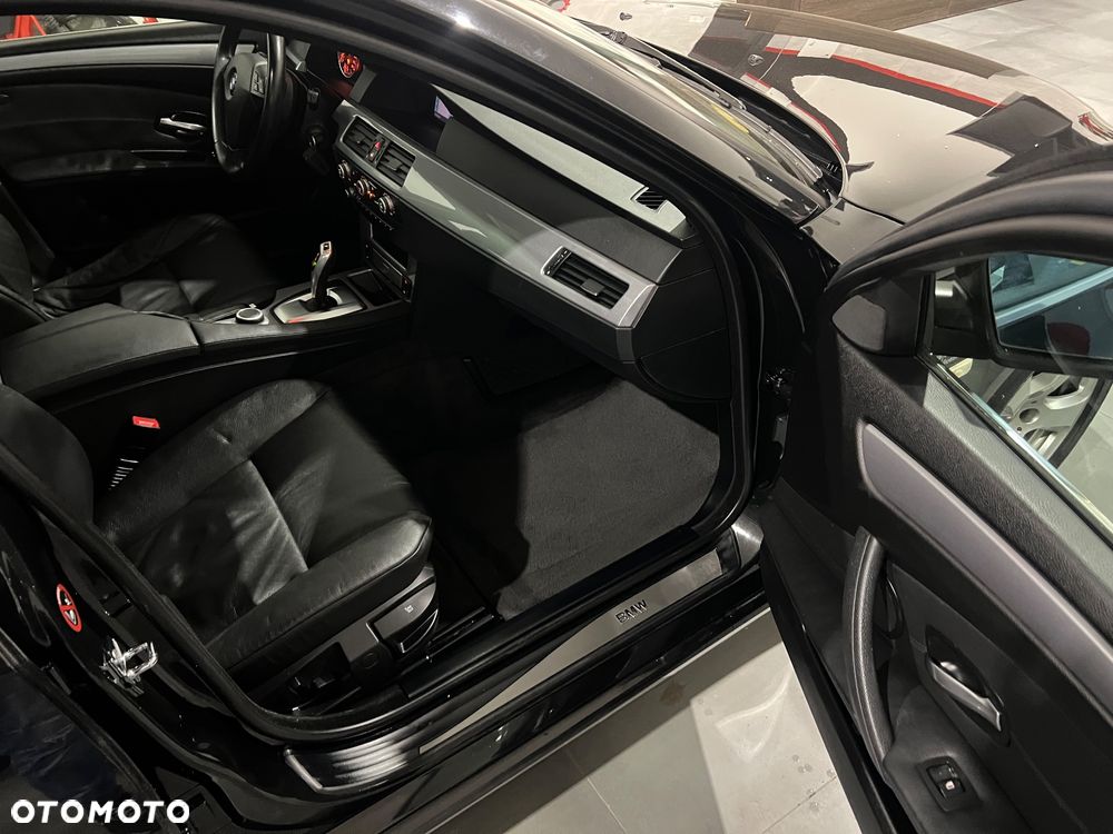 BMW Seria 5 520d Edition Fleet Sport - 29