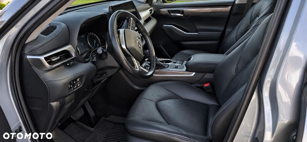 Toyota Highlander 2.5 Hybrid Executive - 12