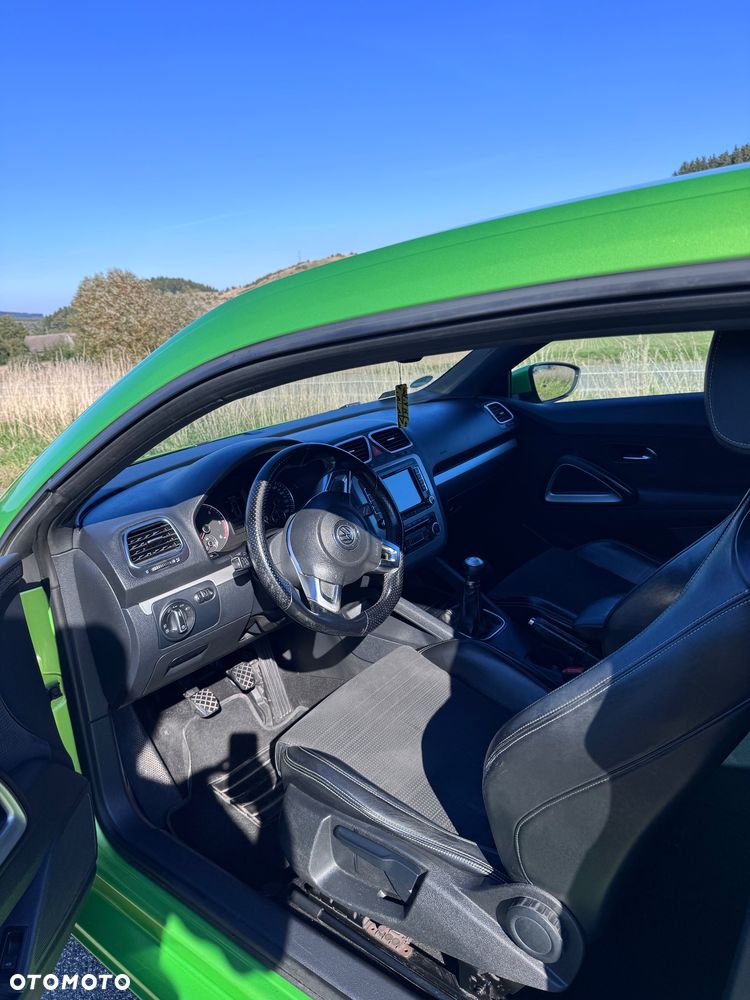 Volkswagen Scirocco 2.0 TDI - 10