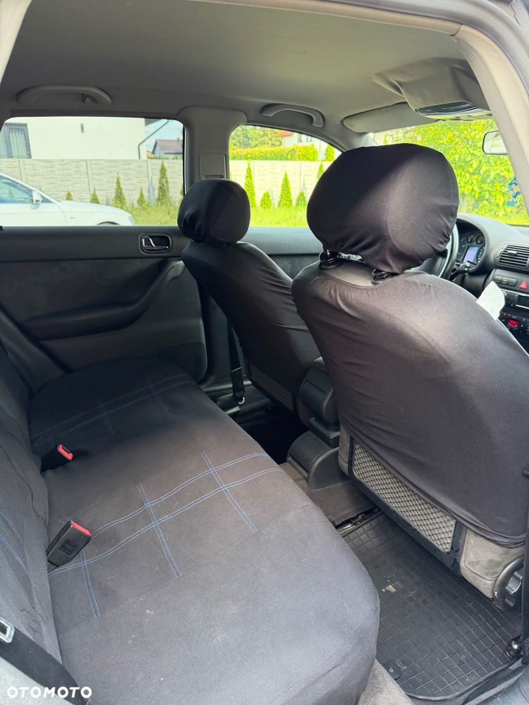 Audi A3 Sportback 1.8 Attraction - 13