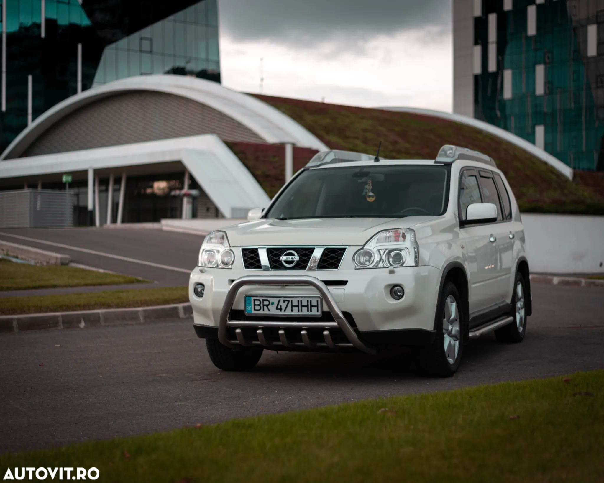 Nissan X-Trail 2.0 dCi DPF All Mode 4X4-i Elegance - 1