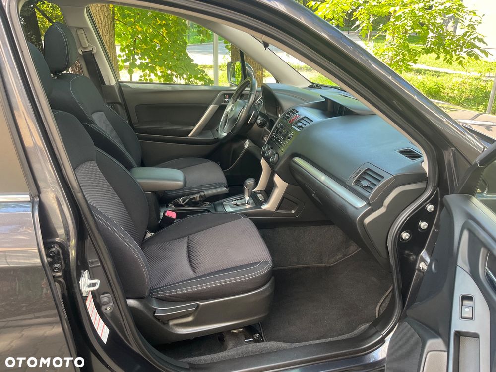 Subaru Forester 2.0i Exclusive Lineartronic - 7
