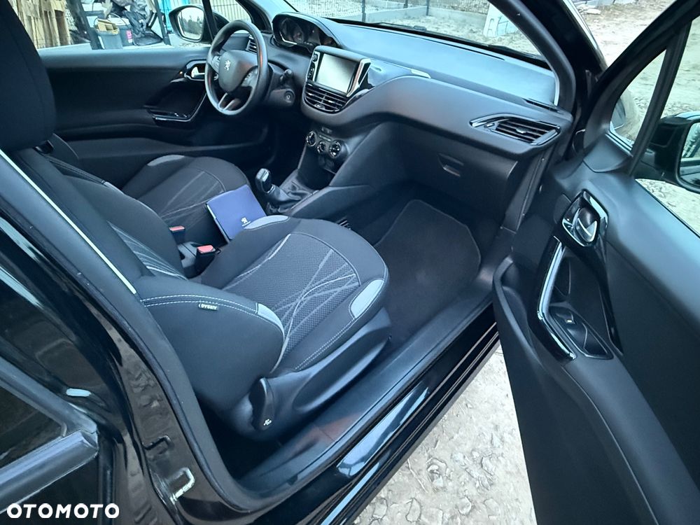 Peugeot 208 PureTech 68 Active - 13