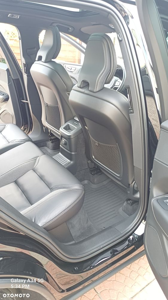 Volvo XC 60 T6 AWD Geartronic RDesign - 11