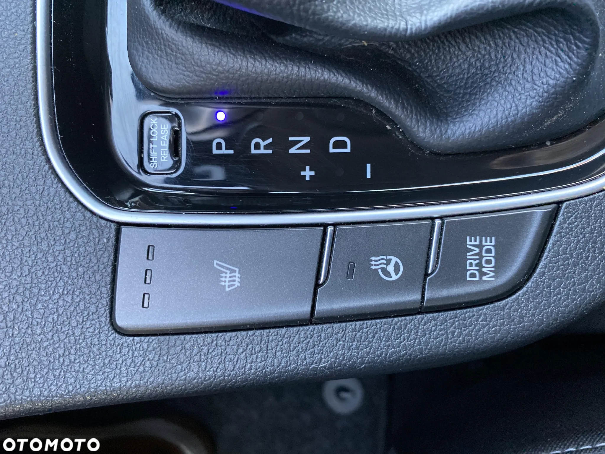 Hyundai i30 1.6 CRDI Automatik Style - 24