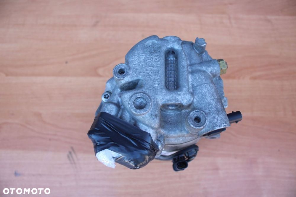 SPRĘŻARKA KLIMATYZACJI OPEL MERIVA B ASTRA J 1.7 CDTI 13414017 - 2