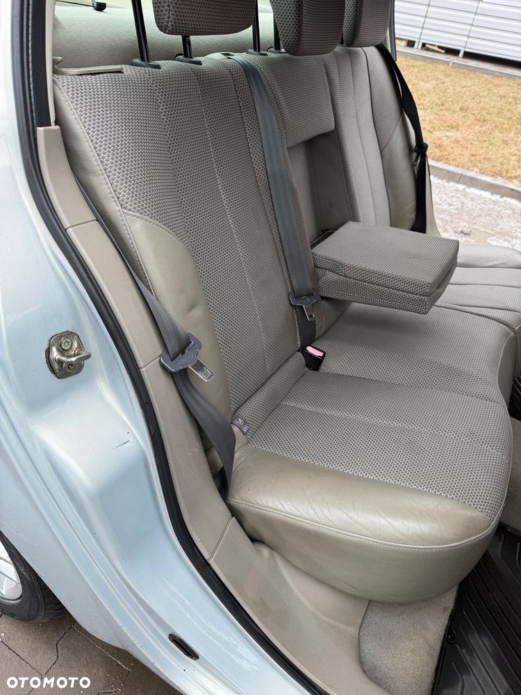 Renault Megane 1.6 Confort Privilege - 24