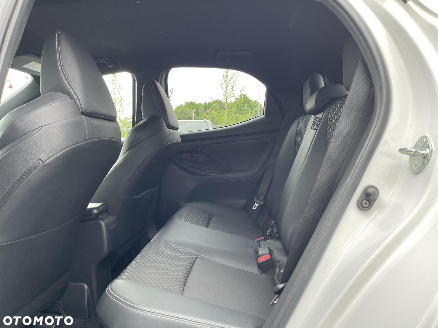 Toyota Yaris - 13
