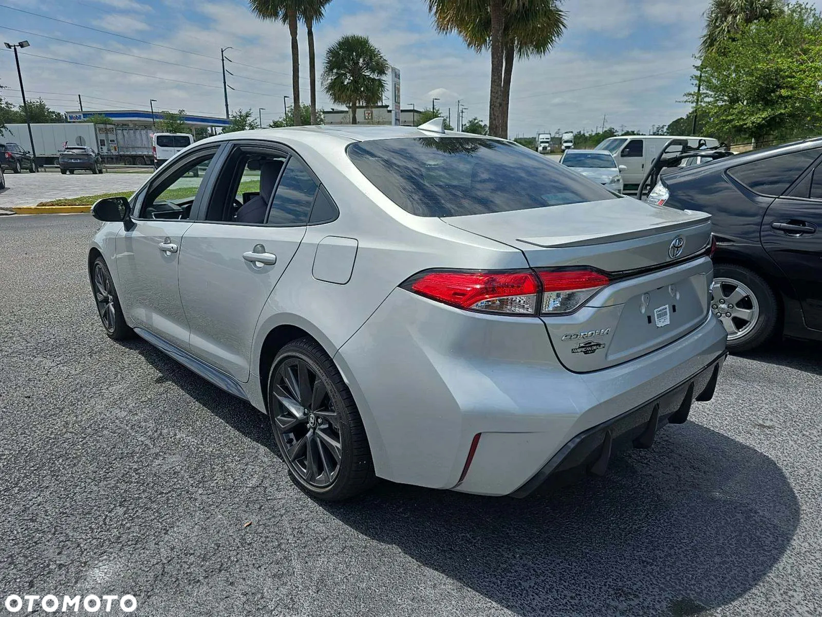 Toyota Corolla - 2
