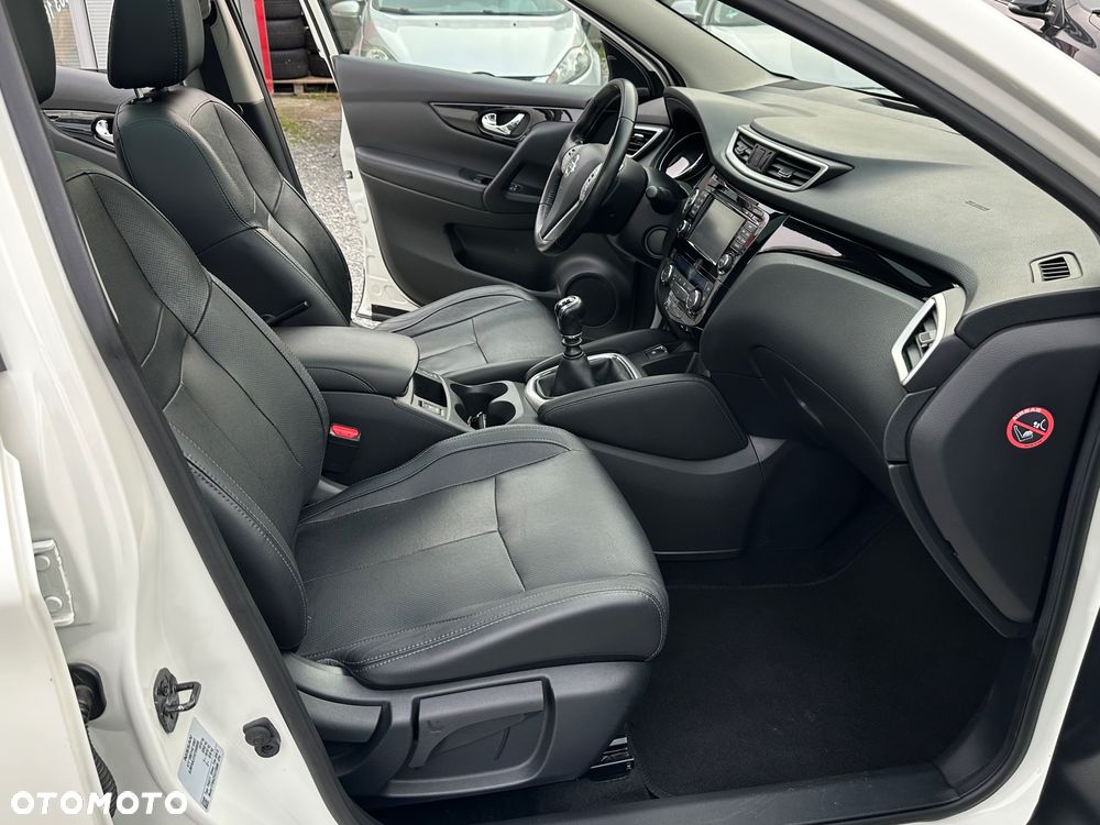 Nissan Qashqai 1.5 dCi Tekna EU6 - 25