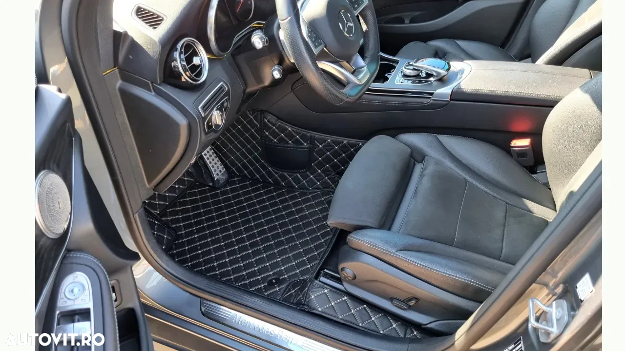 Mercedes-Benz GLC Coupe 250 4Matic 9G-TRONIC AMG Line - 28